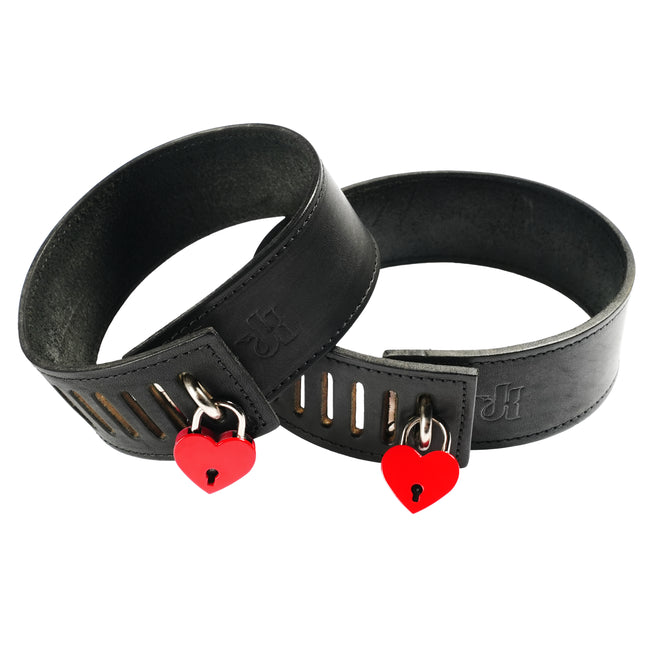 Flat Leather Collar with Lock by Kink